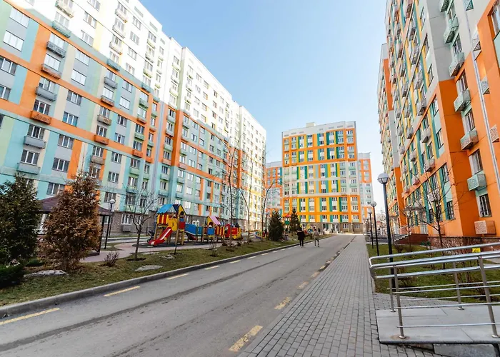 Akvarel Apartment Near Adk